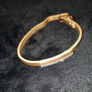 Braclet